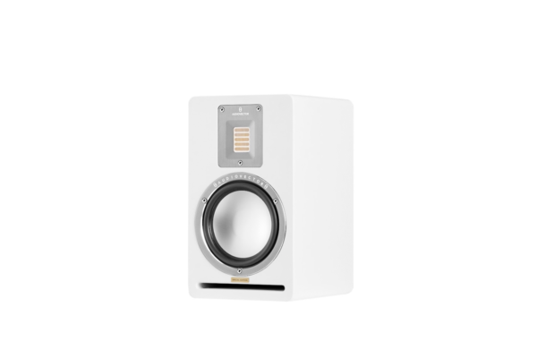 Audiovector QR 1 SE satijn wit